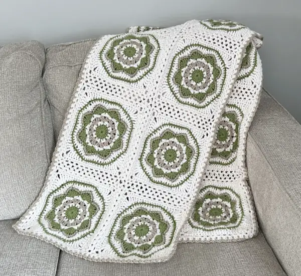 Mandala Crochet Square Easy Tutorial & Pattern - JSPCREATE