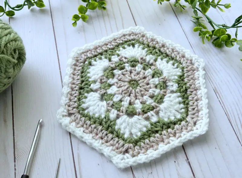 Granny Hexagon Flora